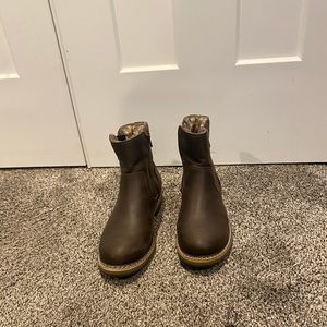 B52 by bullboxer brown boots